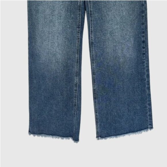 BCBGeneration High Rise Wide Leg Frayed Hem Jeans 7/28" - Picture 3 of 5